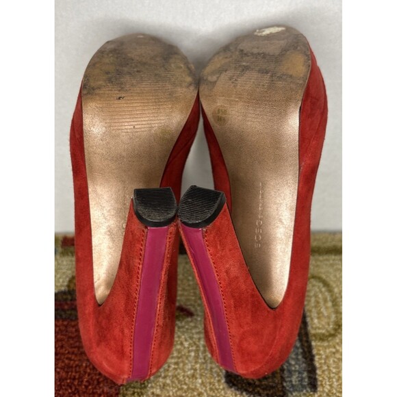 BCBG Red Velvet And Fuchsia Patent Leather Platform Heels. - Picture 5 of 5